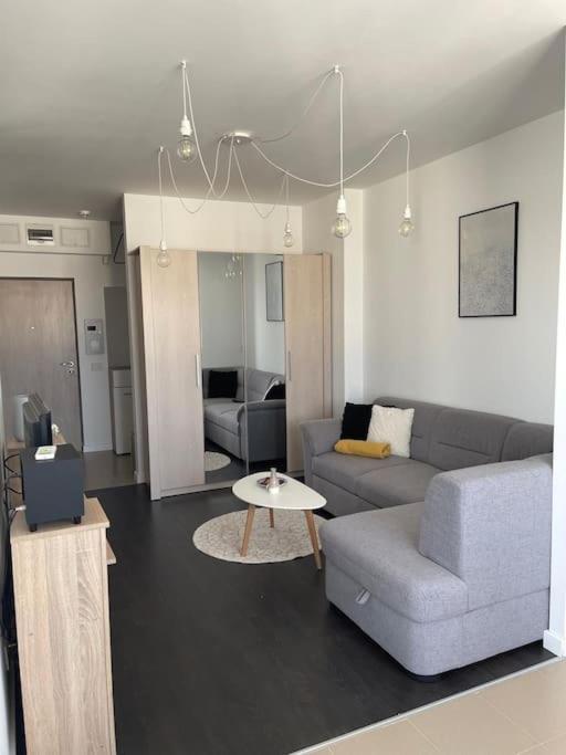 Ferienwohnung Apartament Onestilor Oradea Exterior foto